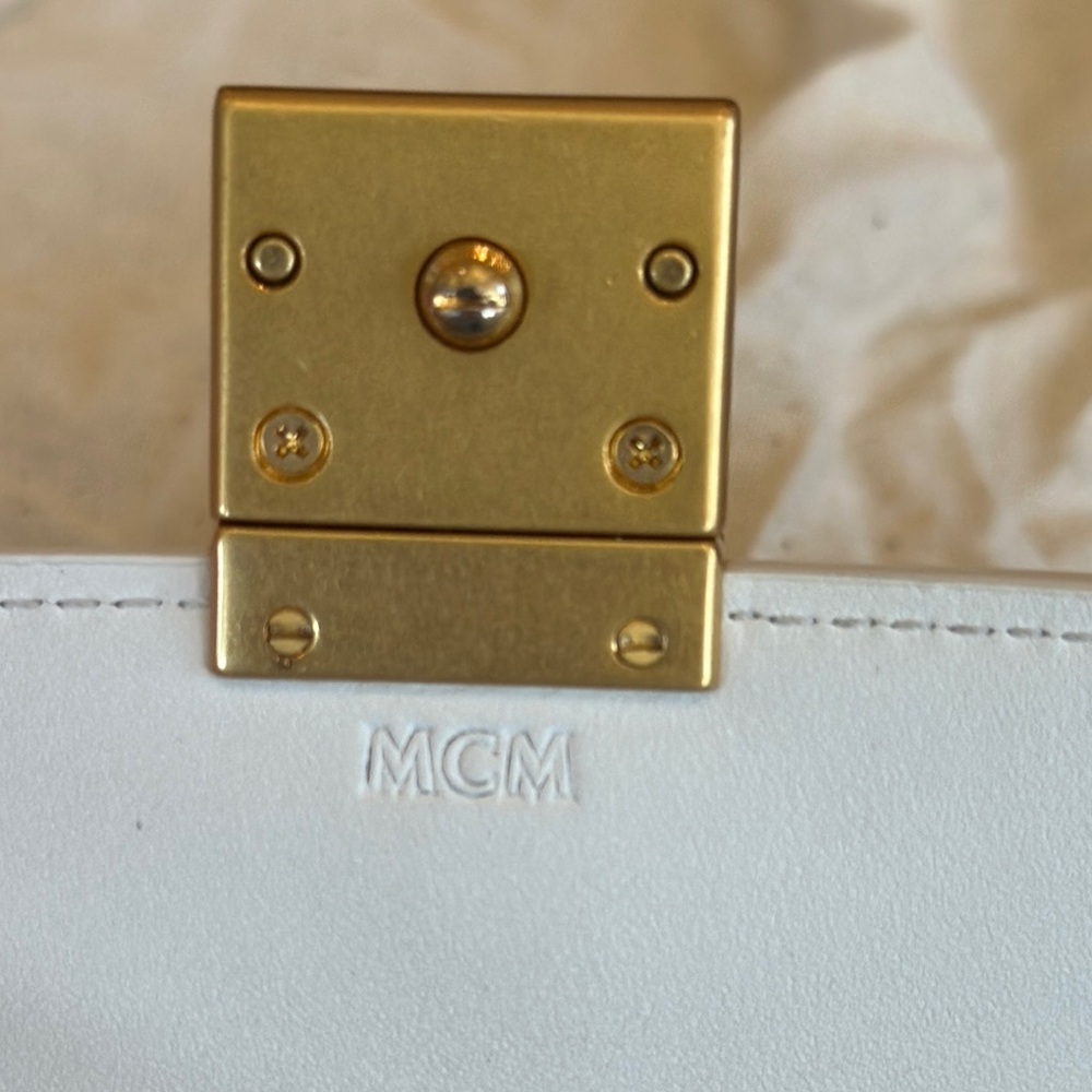 MCM White Leather Wallet - Picture 5 of 10